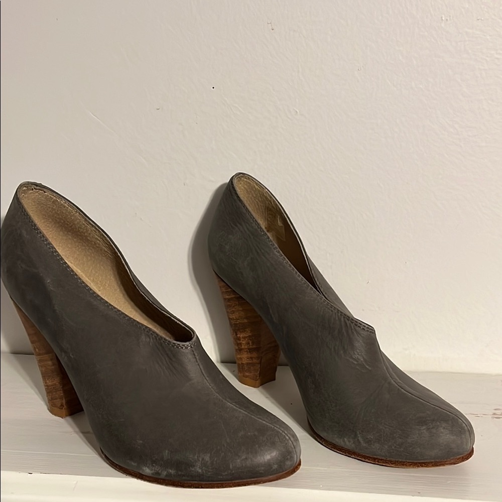 Gray Women's Heeled Shoes